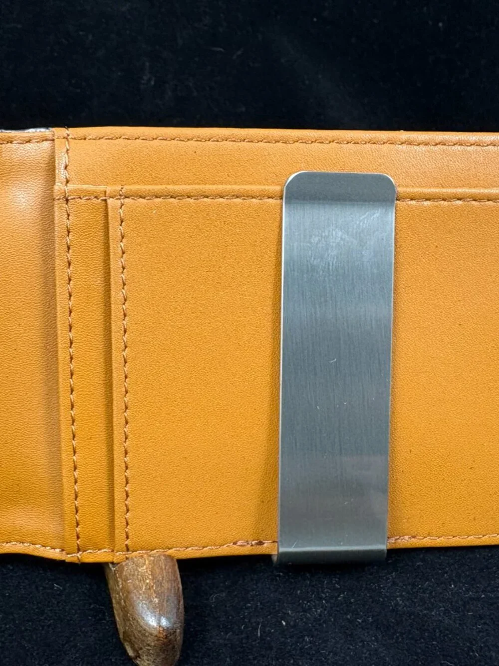 Kemisant Brown Airtag Wallet Slim Front Pocket Money Clip RFID Blocking